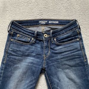 Levi’s denizen boyfriend skinny jeans